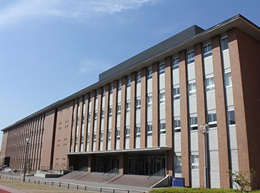 京都学園中学校外観