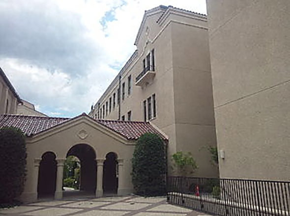 関西学院中学部外観