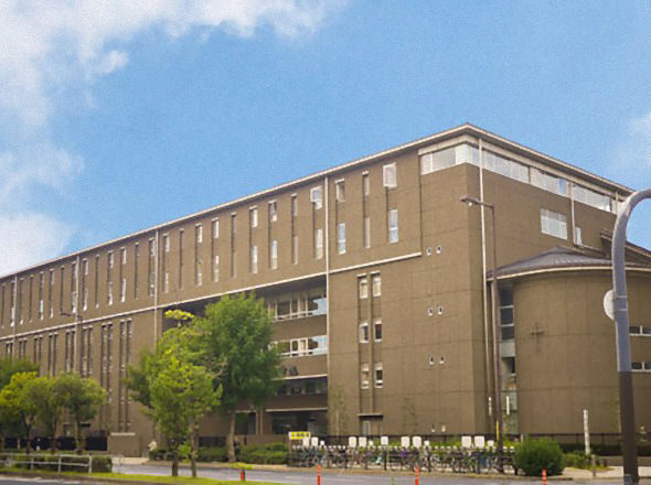 大阪星光学院中学校外観
