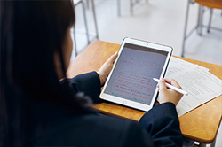 初芝橋本中学校