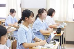 神戸山手グローバル中学校