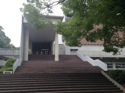 関西大学第一中学校外観