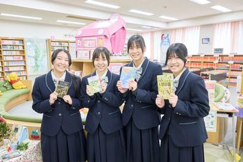 人と本をアイディアでつなぐ図書委員