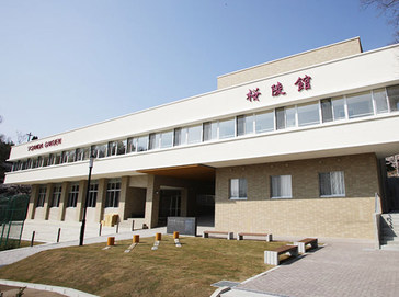 三田学園中学校外観